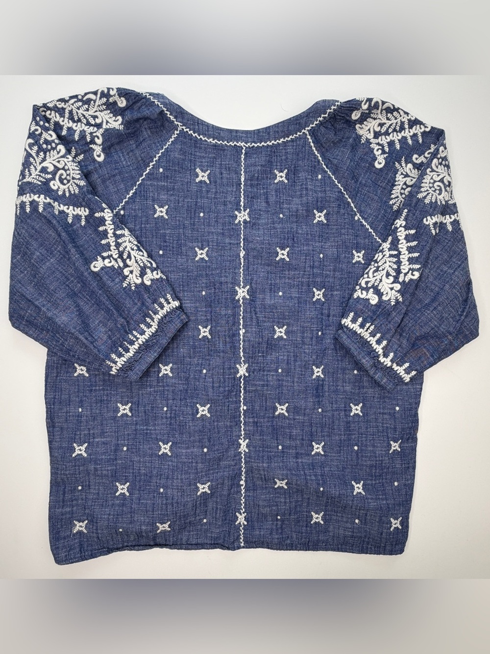 Sundance "Discover Beauty" embroidered denim chambray top GUC XL - Picture 6 of 6